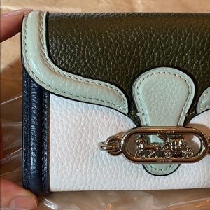 NEW *COACH authentic leather wallet!